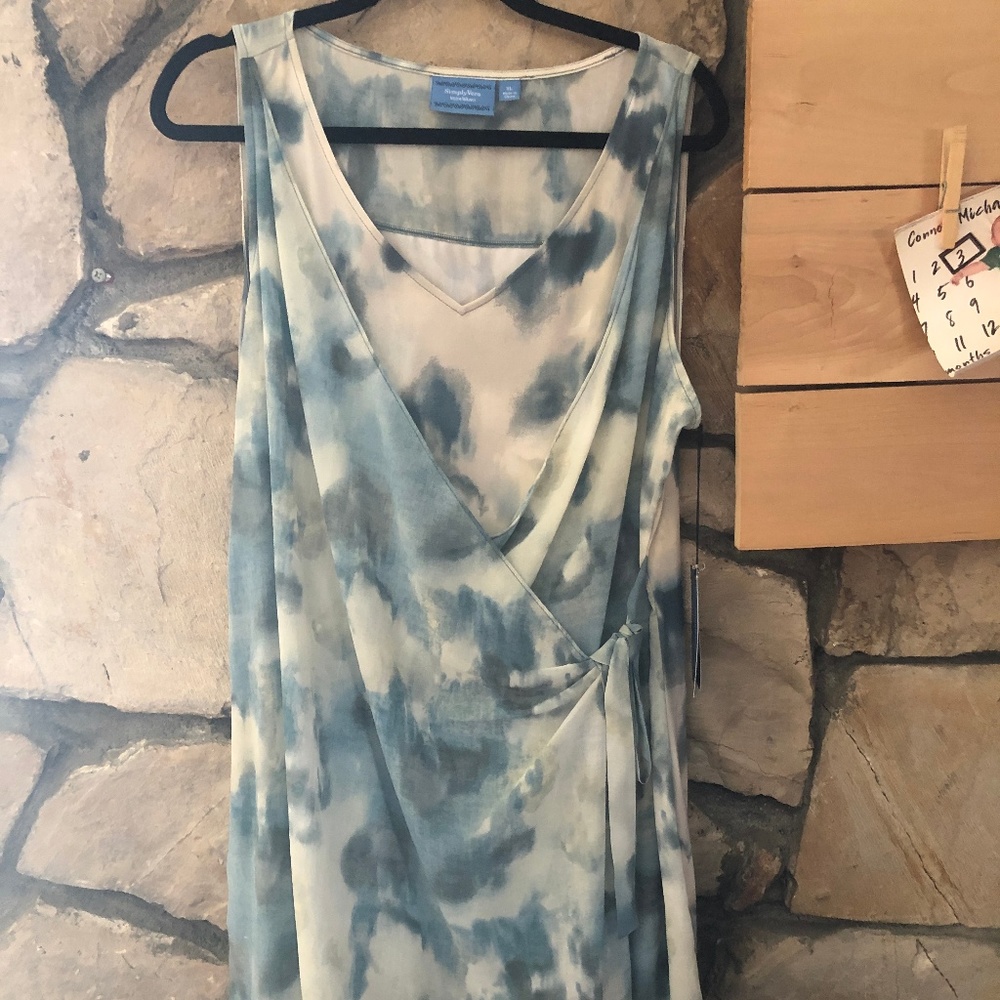Simply Vera Tie-Dye Blue and White Dress